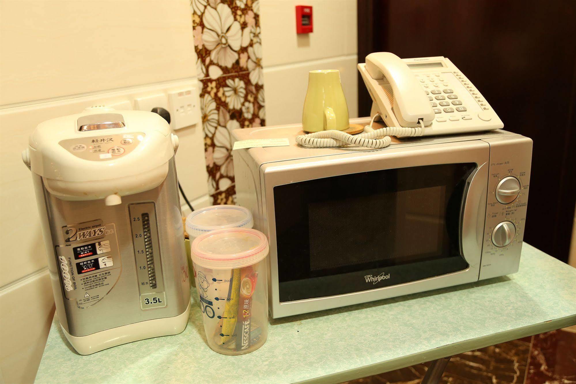 Everest Inn Guest House Хонконг Екстериор снимка